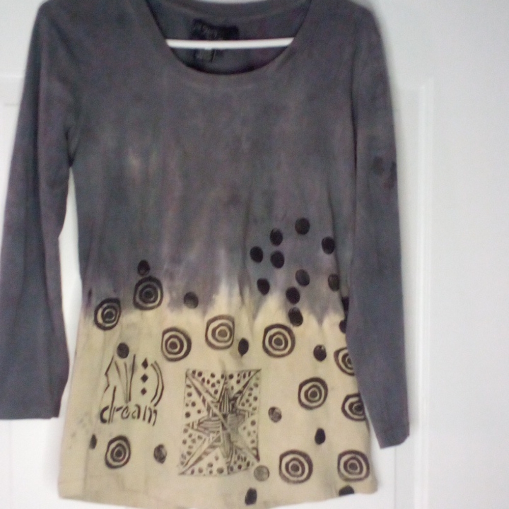 3/4 sleeve wearable art
